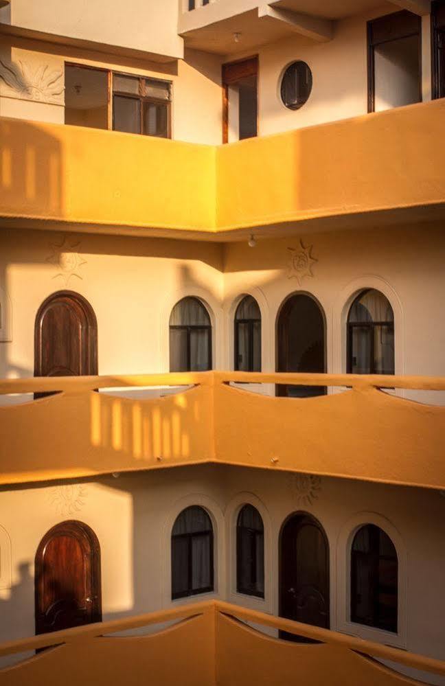 פוארטו אסקונדידו Hotel Zanzibar מראה חיצוני תמונה